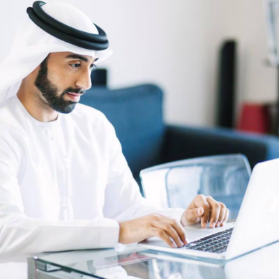 Can I work in UAE while I’m studying - Suigeneris Training & Counseling LTD